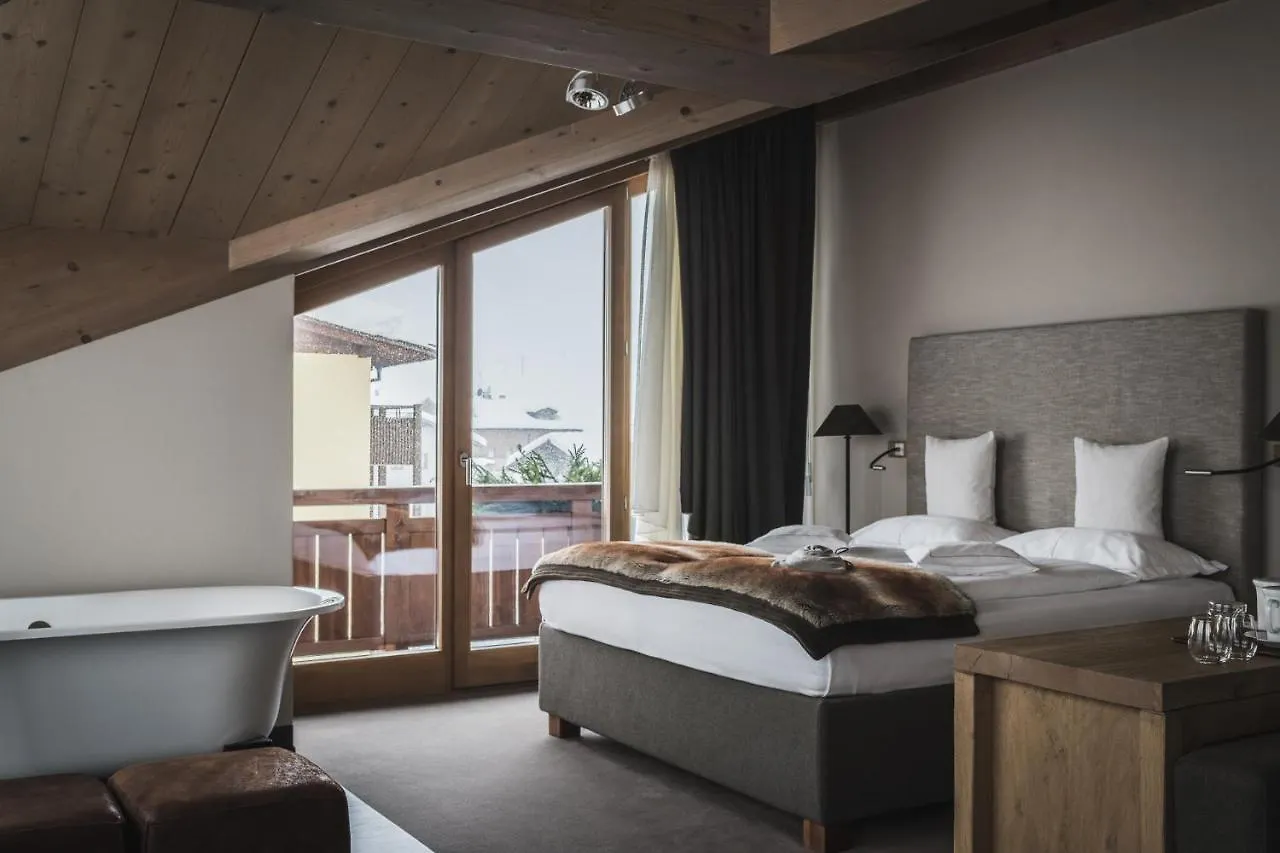 ****  Eco & Wellness Boutique Hotel Sonne Livigno Włochy