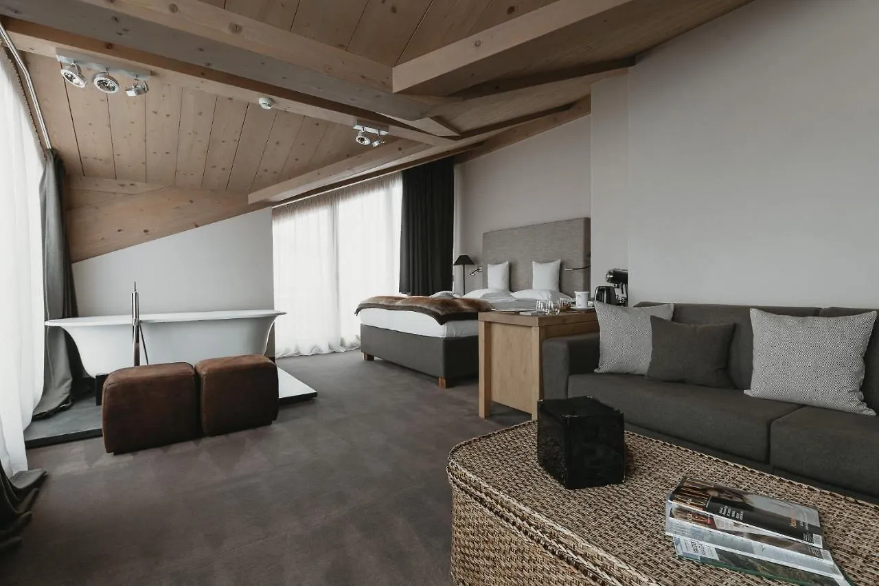 Eco & Wellness Boutique Hotel Sonne Livigno